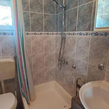 Smokvica - With Sea View 4 Apartment Starigrad Paklenica