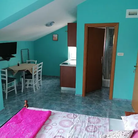 Smokvica - With Sea View *