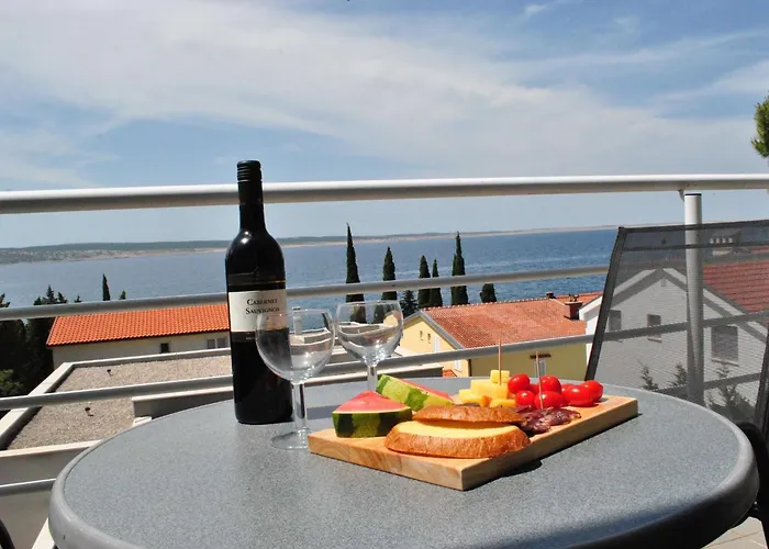 Apartman Smokvica - With Sea View Starigrad Paklenica